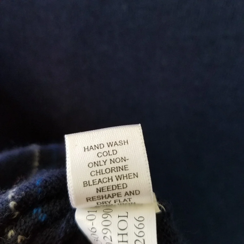 Banana Republic Navy Blue Fine Merino Wool Diamond Pattern V-Neck Sweater Large